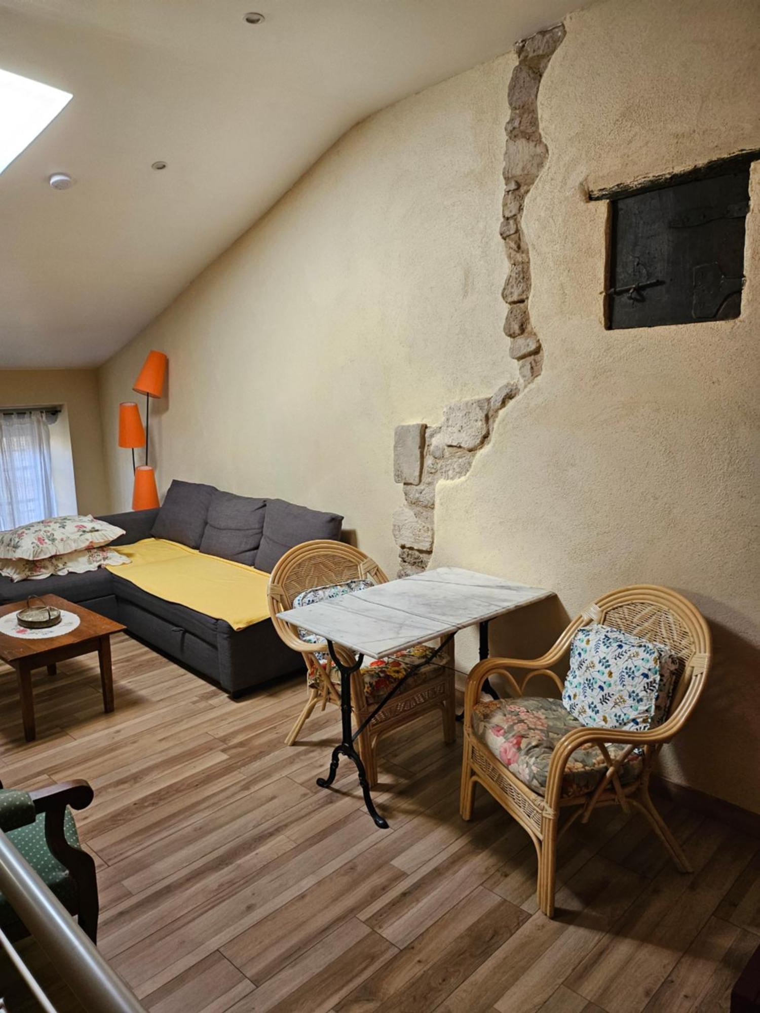 La Petite Maison Cereste Экстерьер фото