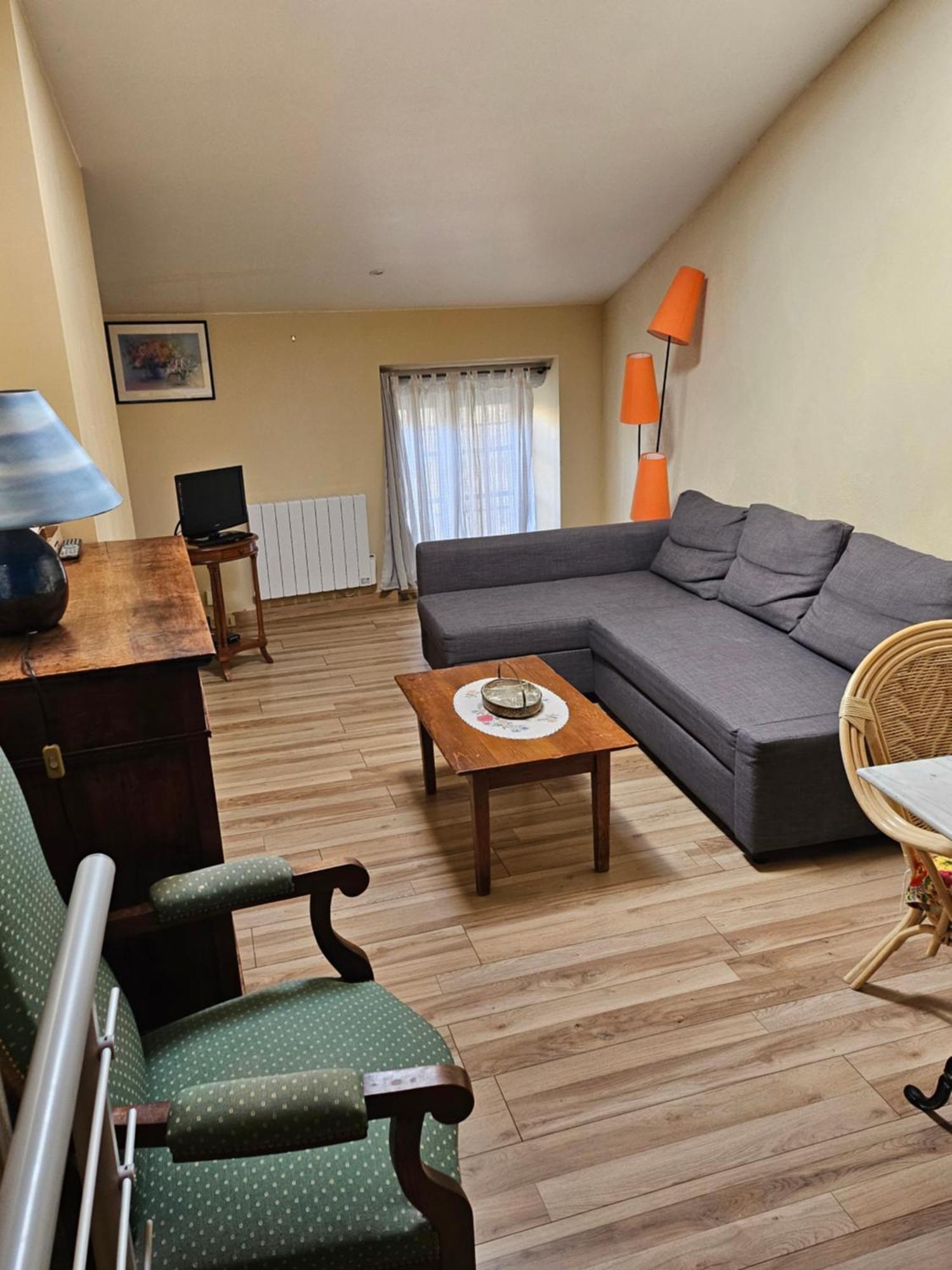 La Petite Maison Cereste Экстерьер фото